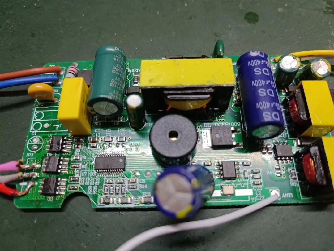 MOT article image 2 for MOT4674S Boosts Fan-Light Performance